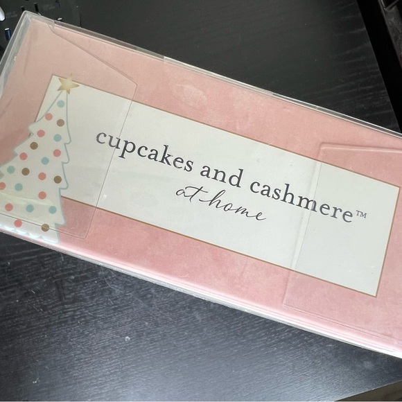 NEW Cupcakes and Cashmere 9.5” LED Christmas Tree Taper Candles, 2 Sets - Picture 4 of 4